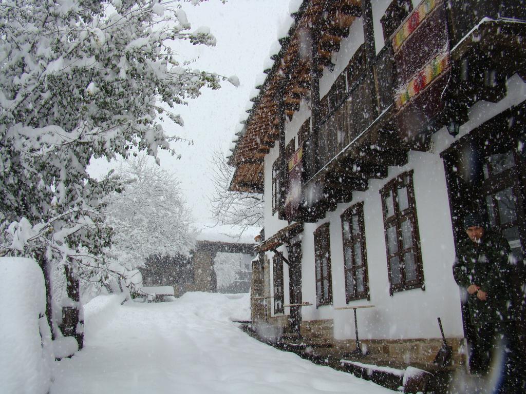 Dedovite Kashti Hotel Stefanovo  ภายนอก รูปภาพ